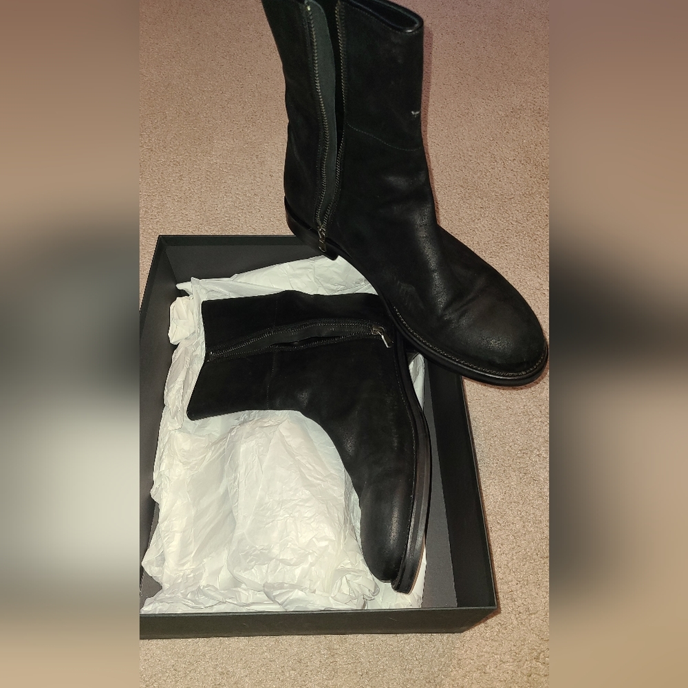 Mens Leather Sport Boots size 10.5 Vince
